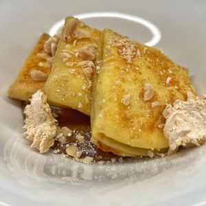 Блинчики с творогом и соленой карамелью